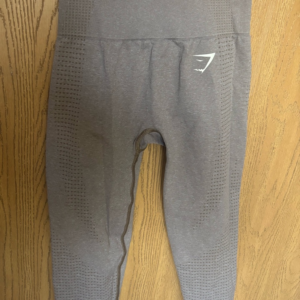 Gymshark Woman’s Gray Leggings